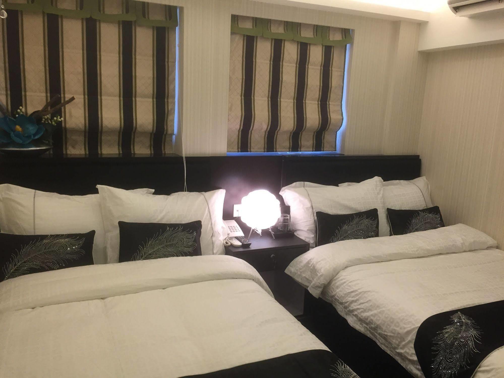Seasons Hotel - Causeway Bay Hong Kong Exterior foto